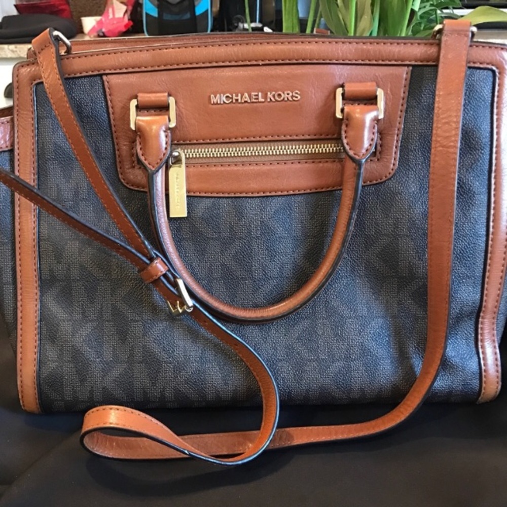 Michael Kors Leather Purse